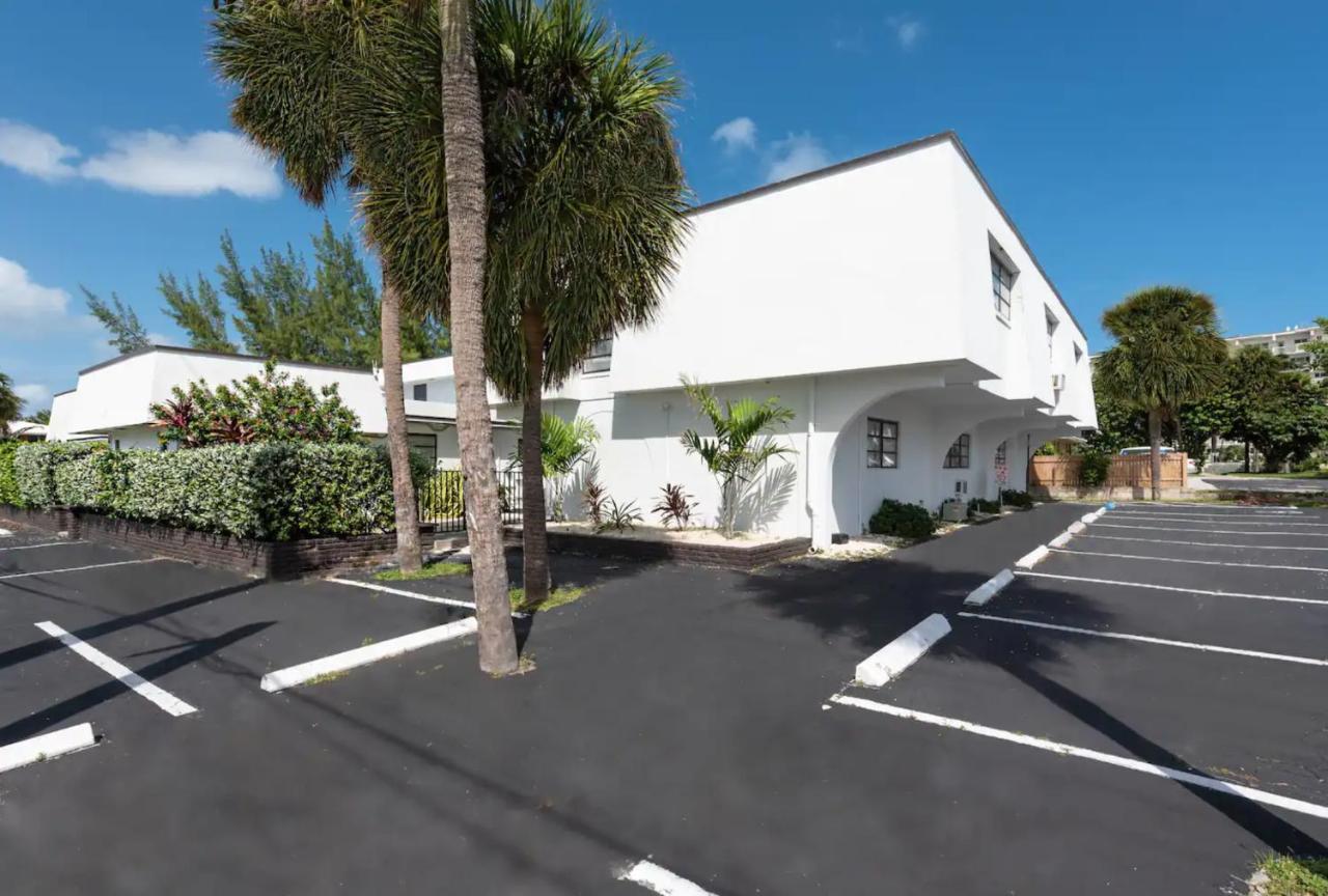 Pier Walk On Deerfield Beach Island Exterior photo