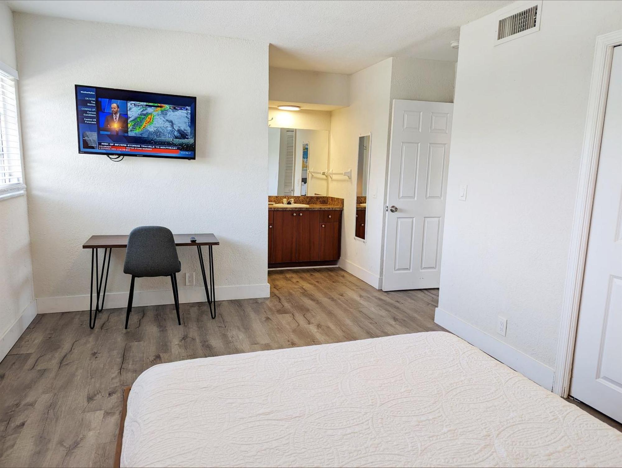 Pier Walk On Deerfield Beach Island Room photo